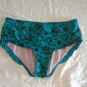 💀Hot Topic Teal and Black Skull Pattern Bikini Bottoms